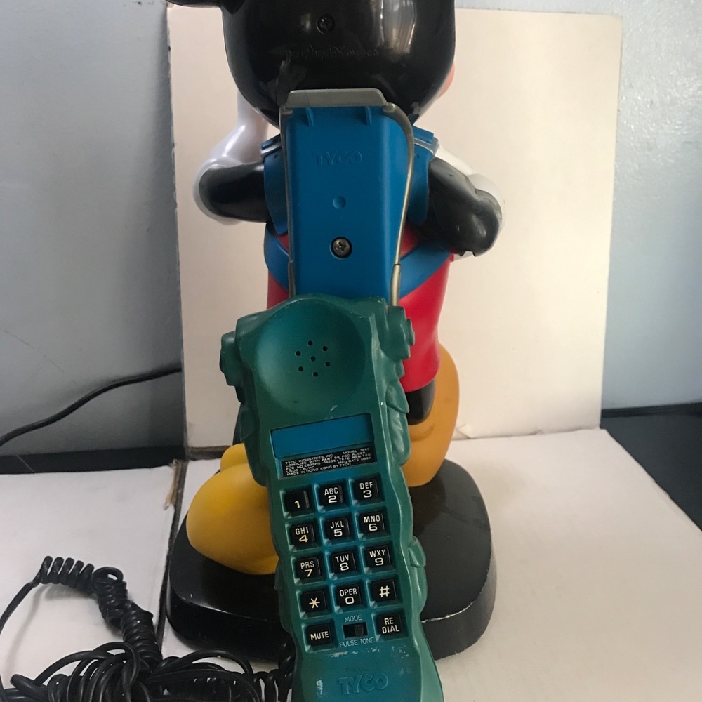 Mickey Phone - Picture 9 of 11